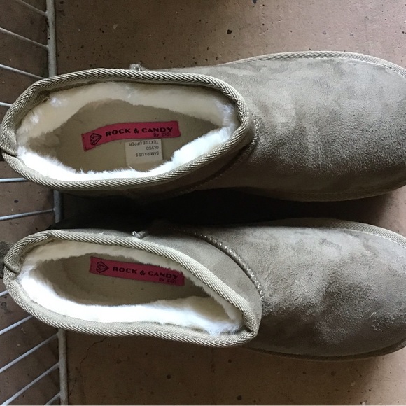 ROCK & CANDY Samira Suede Ankle Boots by Zigi - Picture 2 of 4